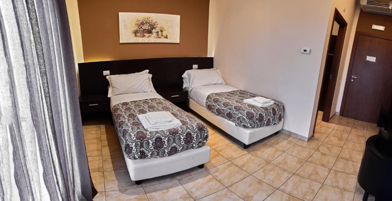 Al Cason Hotel Solesino Ngoại thất bức ảnh